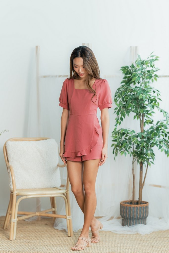 Lisa Overlap Ruffles Romper in Rose (XS)