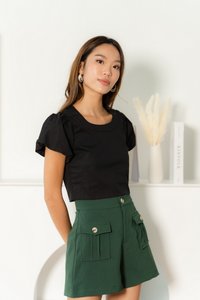 Lyra Puffed Sleeves Crop Top in Black (XS)
