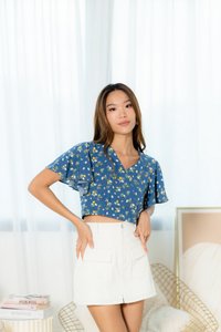 Maia Floral Flare Sleeves Top in Blue (XS)