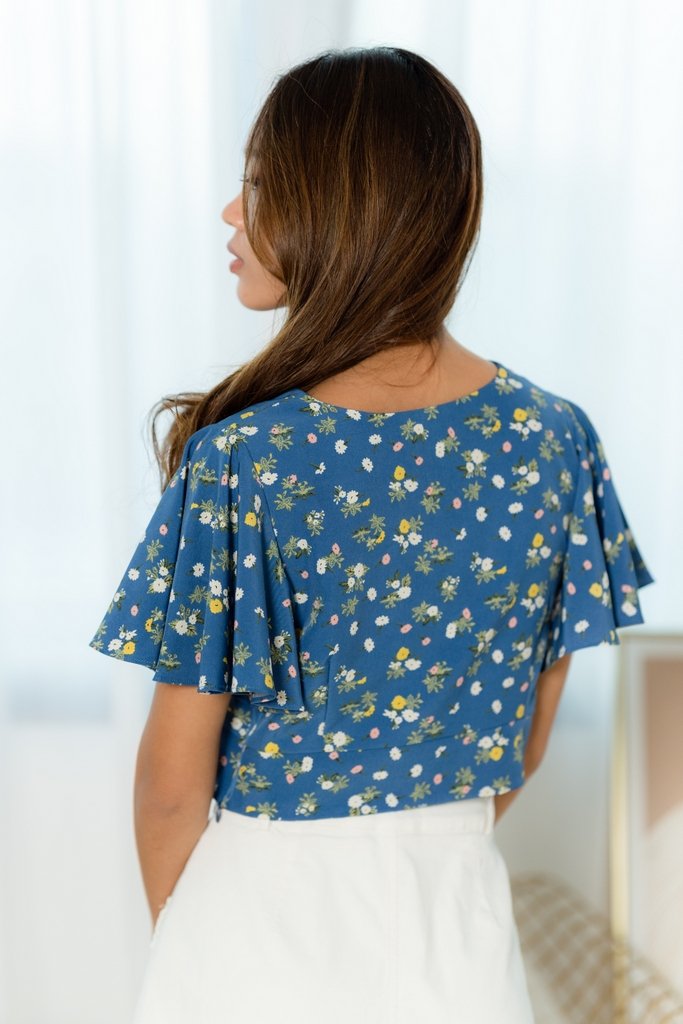 Maia Floral Flare Sleeves Top in Blue (XS)