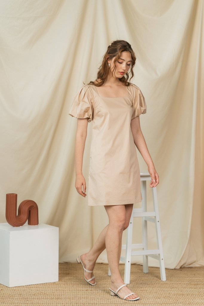 Leah Puffed Sleeves Square Neck Dress in Sand (XL)