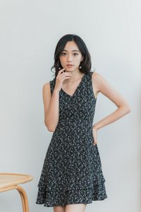 Lola Floral Button Tiered Dress in Black (XS)