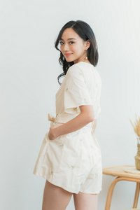 Ruth Floral Embroidery Button Romper in Cream (XS)