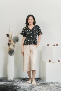 Candice Heart Shaped Button Top in Black (XS)