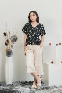 Candice Heart Shaped Button Top in Black (XS)