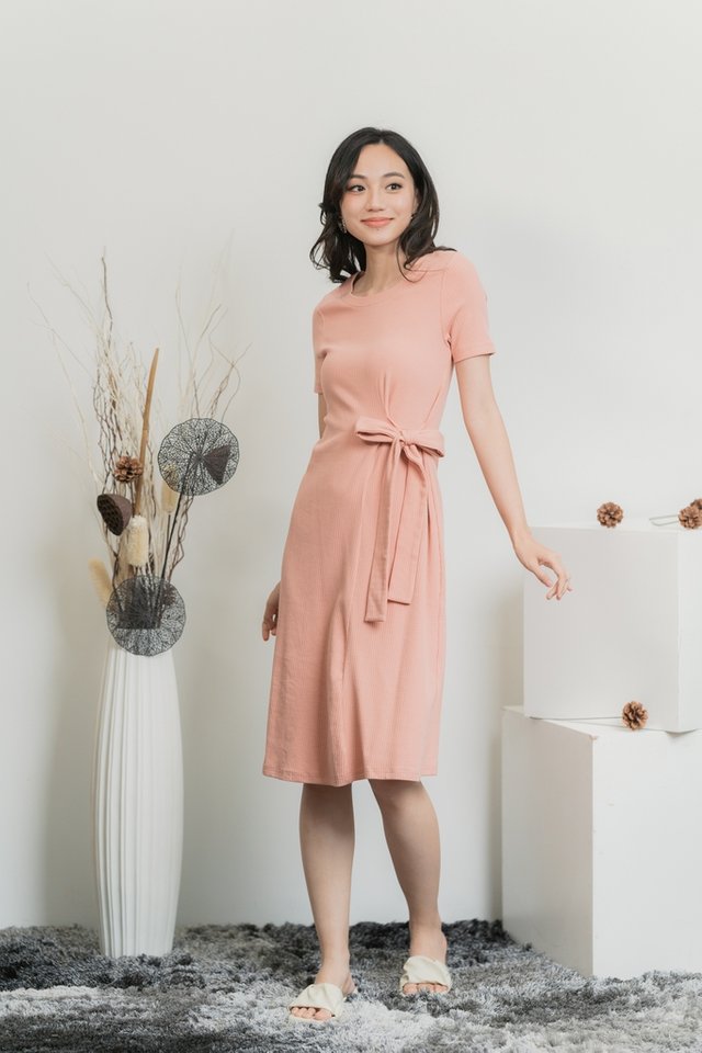 Alcie Side Ribbon Ribbed Midi Dress in Dusty Rose Pink