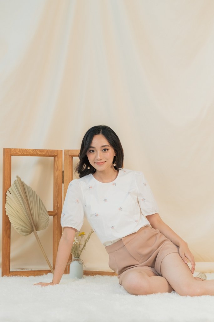 Josie Pocket Shorts in Caramel (XS)