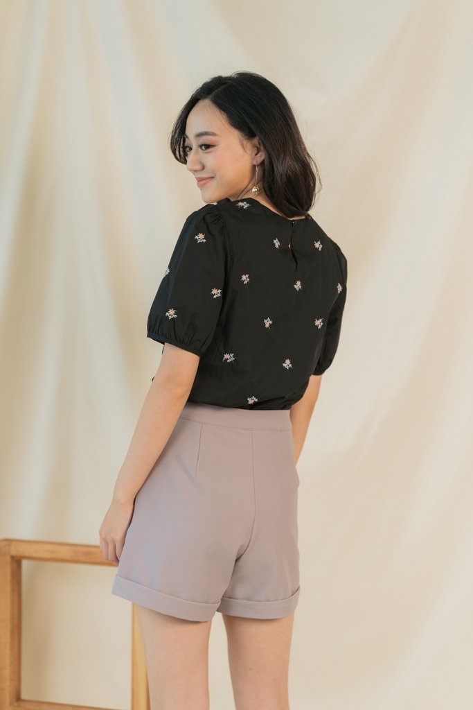 Josie Pocket Shorts in Dusty Grey (XS)