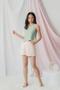 Alessi Textured Pocket Shorts in Cream (XS)