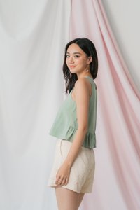 Alessi Textured Pocket Shorts in Cream (XS)