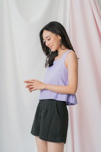 Alessi Textured Pocket Shorts in Black (XS)