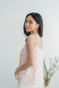 Viola Floral Camisole Top in Pink (XS)