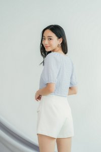 Elina Button Pocket Shorts in White (XS)