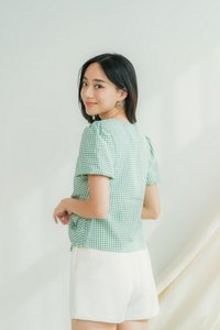 Juhi Gingham Ruched Ribbon Top in Green (XS)