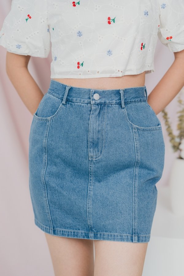 Anita Denim Skirt in Mid Wash (XS)
