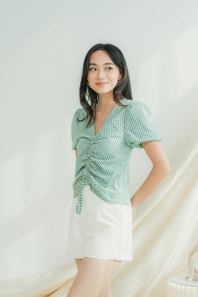 Juhi Gingham Ruched Ribbon Top in Green (XS)