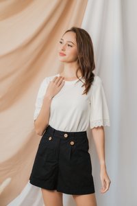 Nyla Button Pocket Shorts in Black (XS)