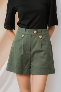 Nyla Button Pocket Shorts in Olive (XS)