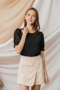 Carlotta Button Skorts in Cream (XS)