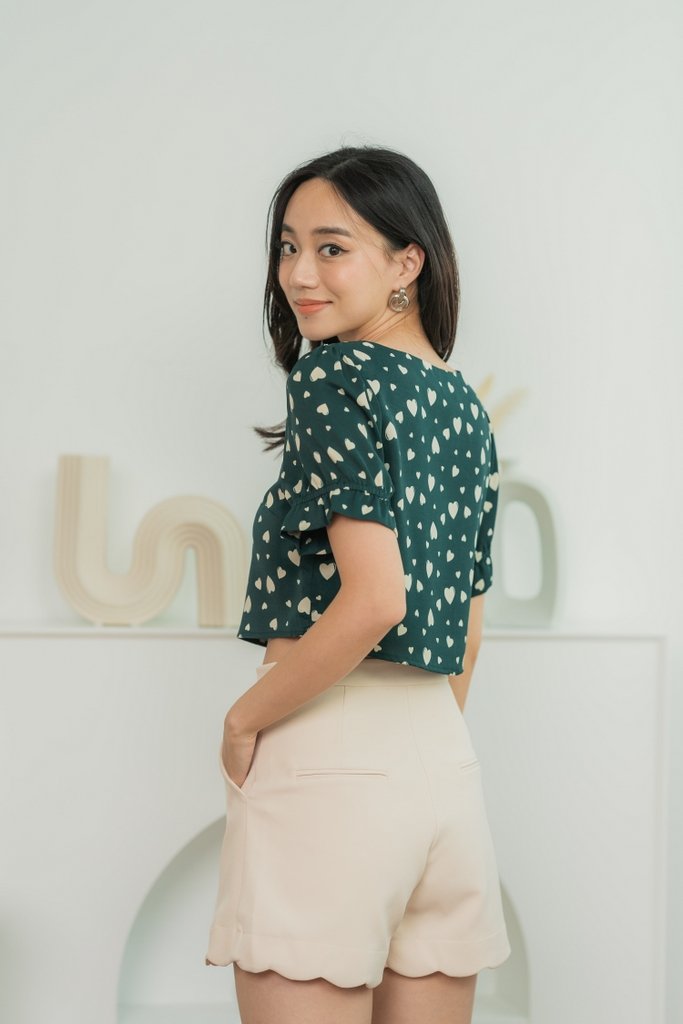 Clarise Heart-Shaped Puffed Sleeves Top in Forest (XS)