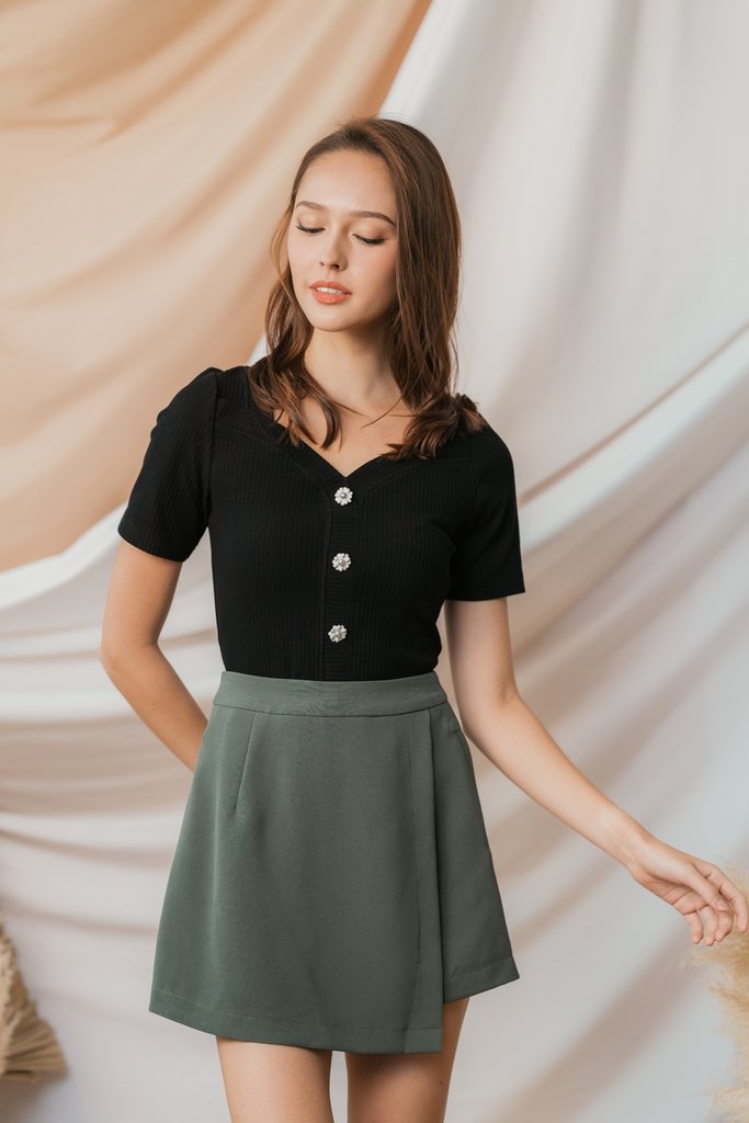Arianne Overlap Skorts in Muted Green