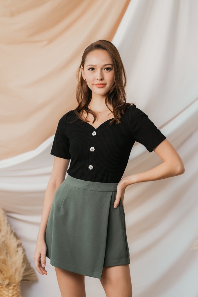 Arianne Overlap Skorts in Muted Green