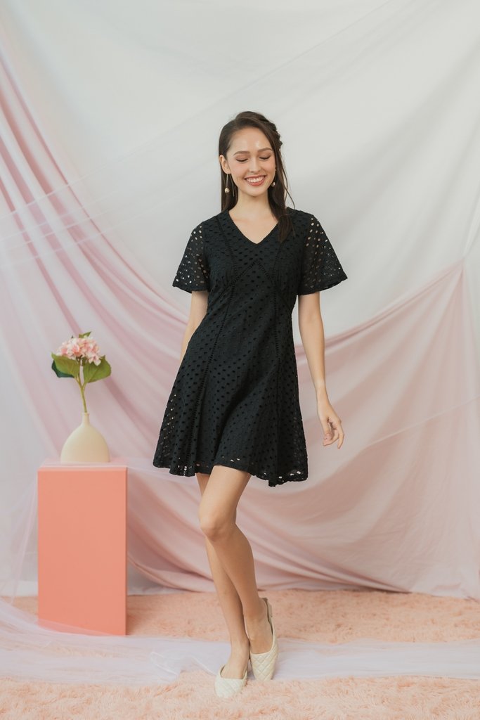 Marianne Empire Broderie Dress in Black (XS)