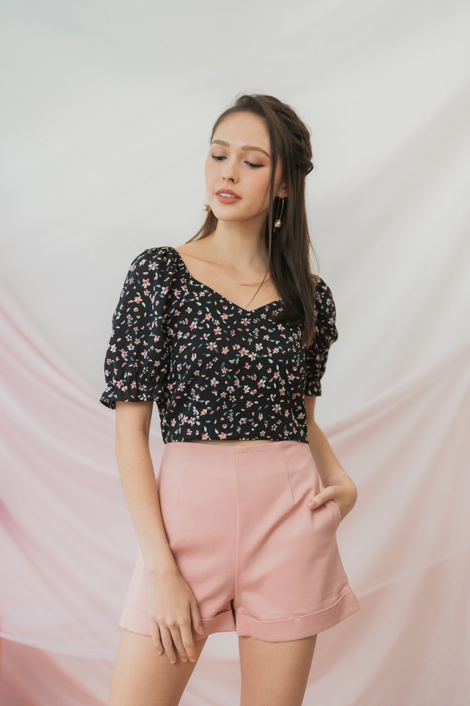 Genesis High-Waisted Tailored Shorts in Pink (XS)