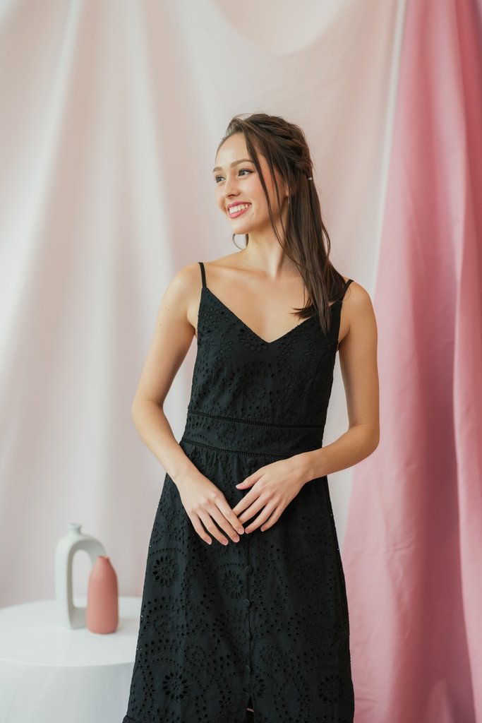 Norah Eyelet Slit Midi Dress in Black (XS)