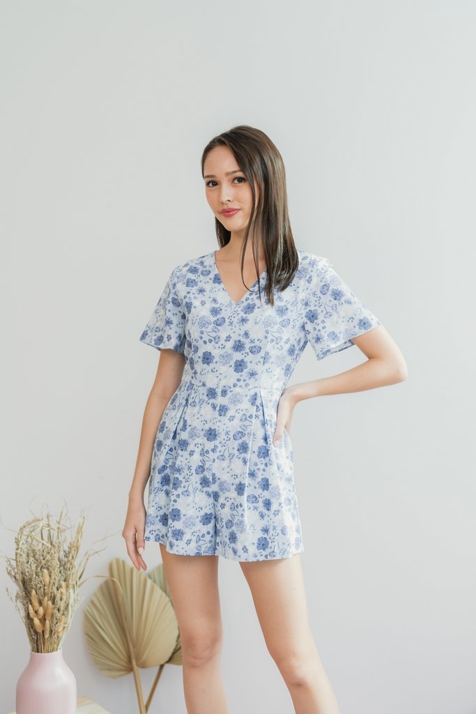 Sabrina Floral Pleated Romper in Blue (XS)