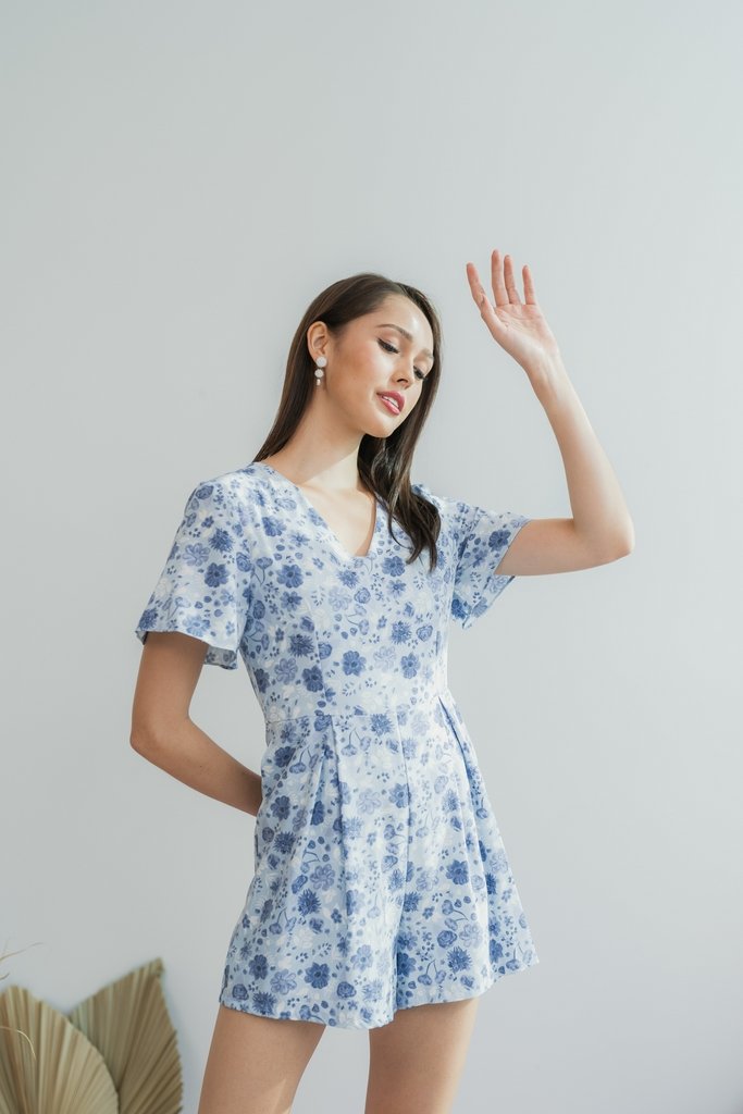 Sabrina Floral Pleated Romper in Blue (XS)