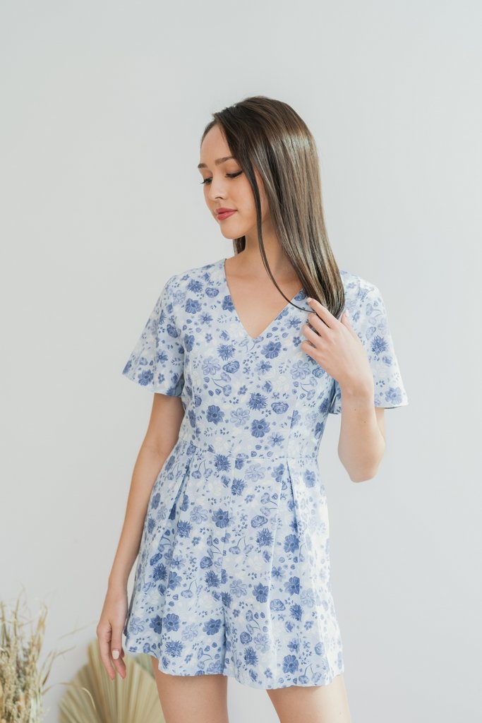 Sabrina Floral Pleated Romper in Blue (XS)