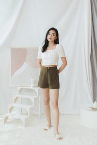 Wayne High-Waisted Button Shorts in Olive (XS)