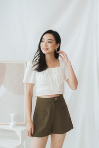 Wayne High-Waisted Button Shorts in Olive (XS)