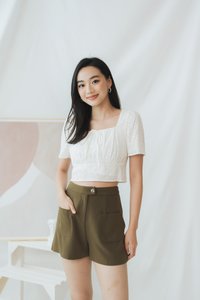 Wayne High-Waisted Button Shorts in Olive (XS)