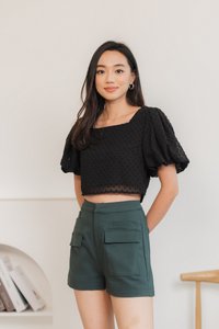 Chandler High-Waisted Pocket Shorts in Forest (XS)