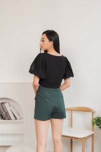 Chandler High-Waisted Pocket Shorts in Forest (XS)