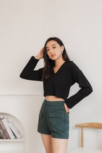 Chandler High-Waisted Pocket Shorts in Forest (XS)