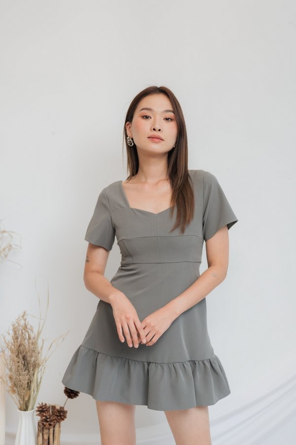 Shanelle Sweetheart Ruffled Hem Dress in Grey (XS)