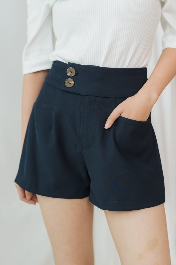 Raquel High-Waisted Tailored Short in Dark Navy (XS)