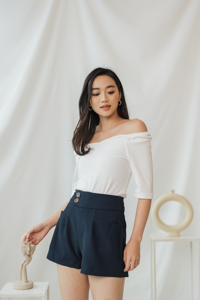 Raquel High-Waisted Tailored Short in Dark Navy (XS)