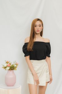 Aria Basic Overlap Skorts in Sand (XS)