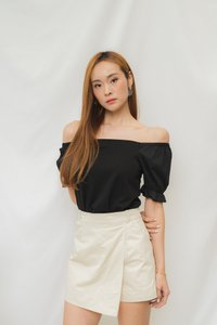 Zoe Basic Cotton Two-Way Top in Black (XS)