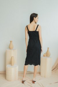 Franchesca Leafy Eyelet Midi Dress in Black (XS)