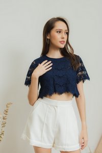 Rhianne Floral Lace Crop Top in Navy (XS)