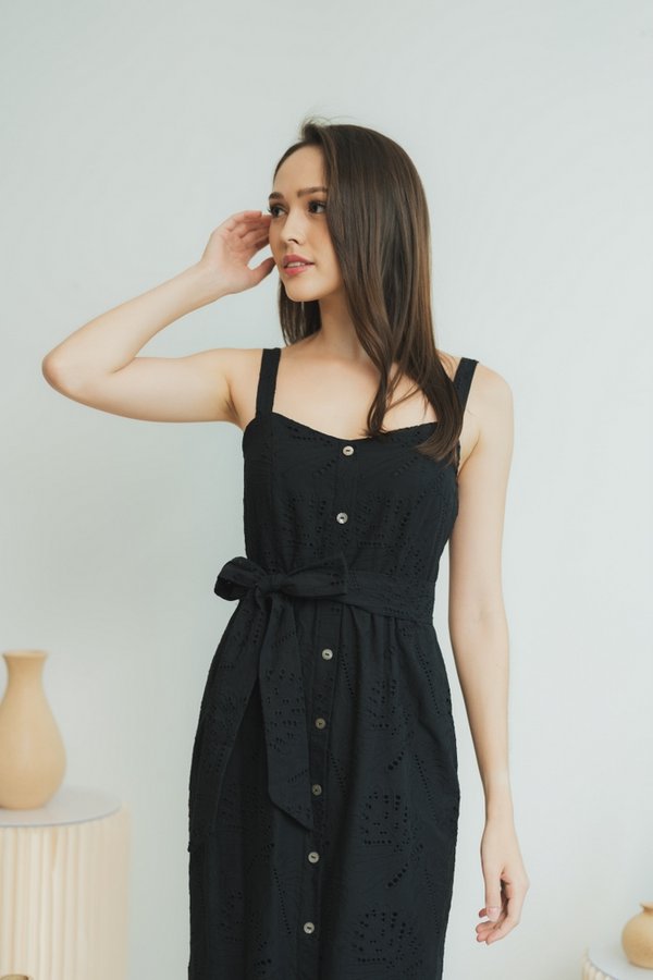 Franchesca Leafy Eyelet Midi Dress in Black (XS)
