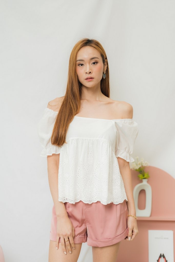 Ava Babydoll Floral Eyelet Top in White (XS)