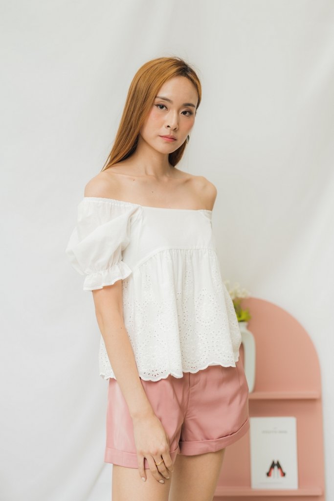 Ava Babydoll Floral Eyelet Top in White (XS)