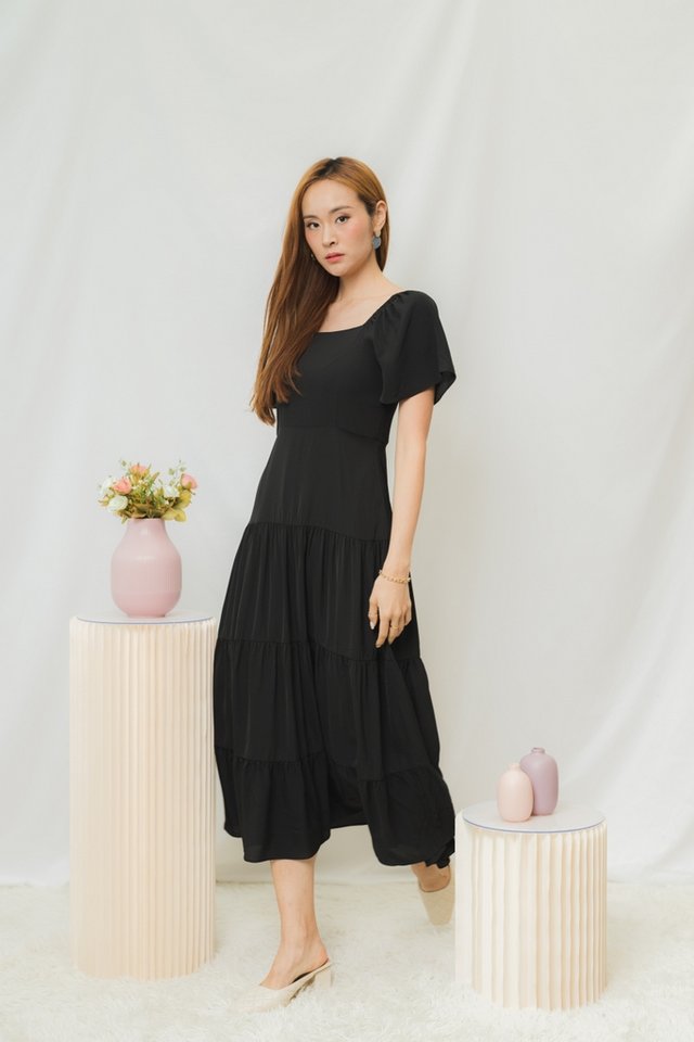 Merrilyn Tiered Maxi Dress in Black (XS)