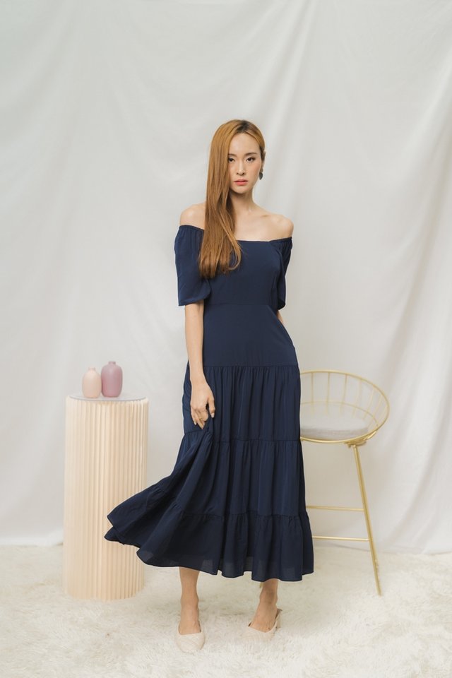 Merrilyn Tiered Maxi Dress in Navy (XS)